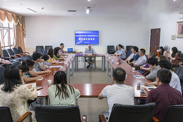 8d33079592674651b342443b3187974e.jpg 8d33079592674651b342443b3187974e.jpg