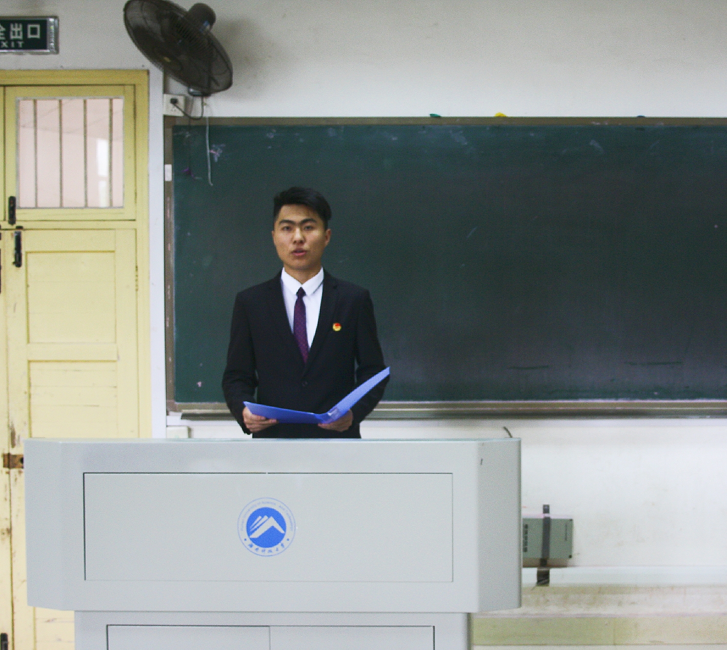 3ab97c6c533448d6a92d1961220ddbd9.jpg 3ab97c6c533448d6a92d1961220ddbd9.jpg