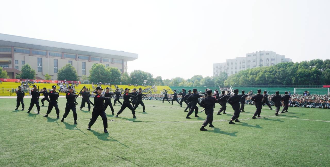 9f7e53a136fd4cc69503207a17688ec4.jpg 9f7e53a136fd4cc69503207a17688ec4.jpg