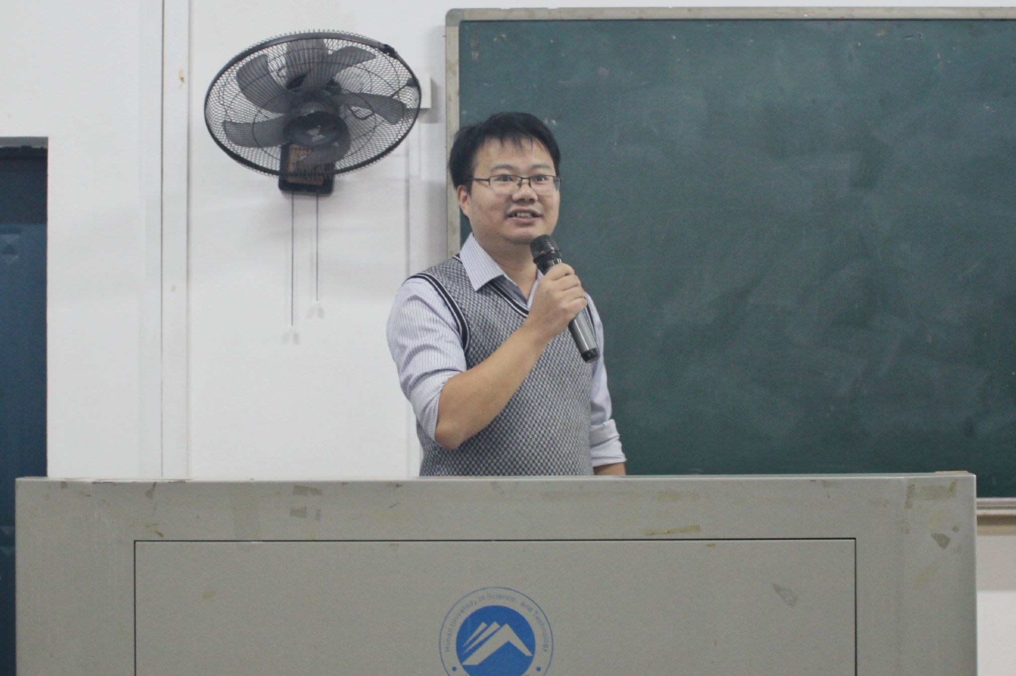 84ffc461e69540c8b3f4c54335d730fe.jpg 84ffc461e69540c8b3f4c54335d730fe.jpg