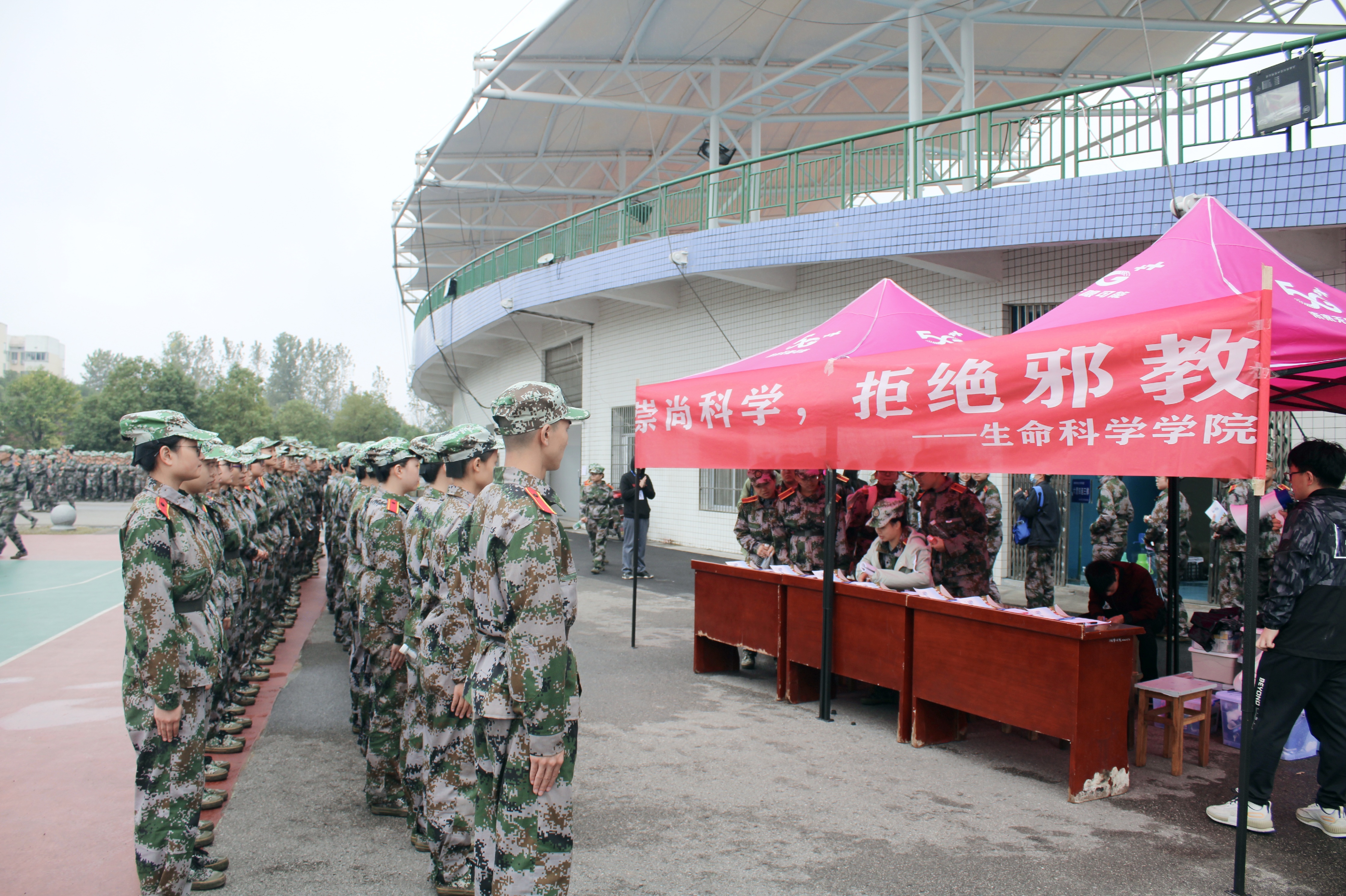 0b1b083be9004290bac12d333fc201b3.jpg 0b1b083be9004290bac12d333fc201b3.jpg