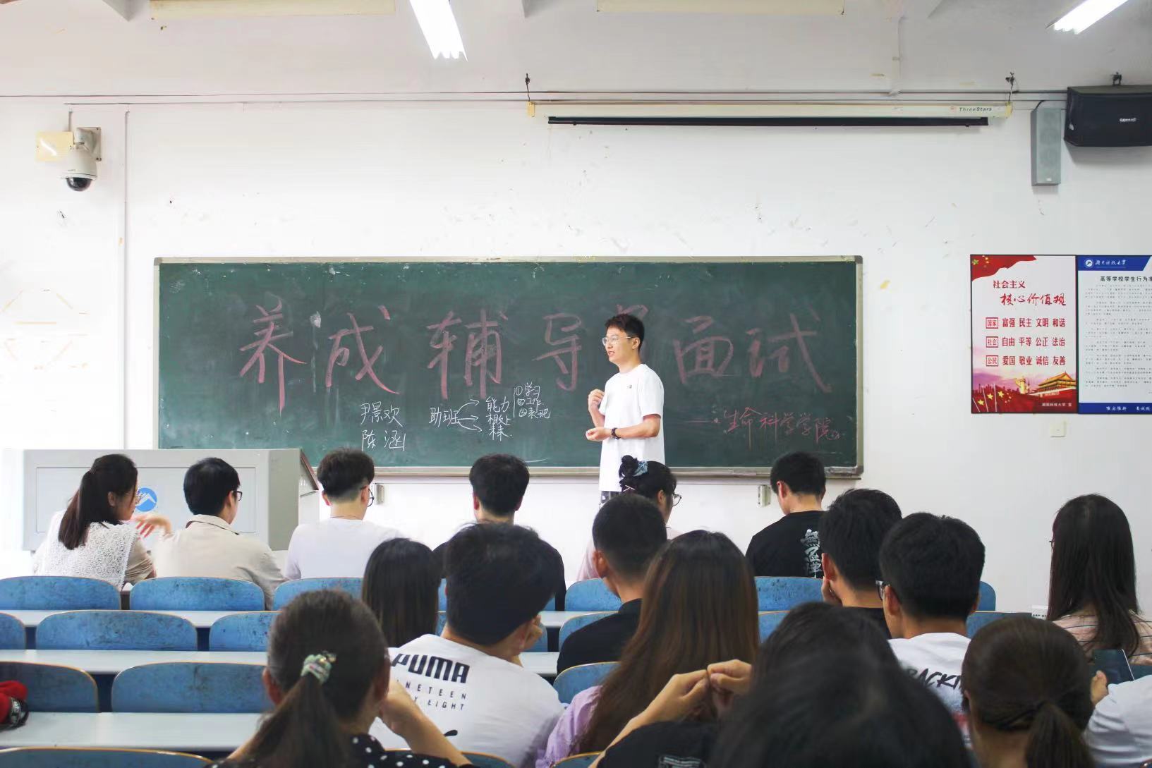 76dc49dce495499ead892021a6ce2dc9.jpg 76dc49dce495499ead892021a6ce2dc9.jpg