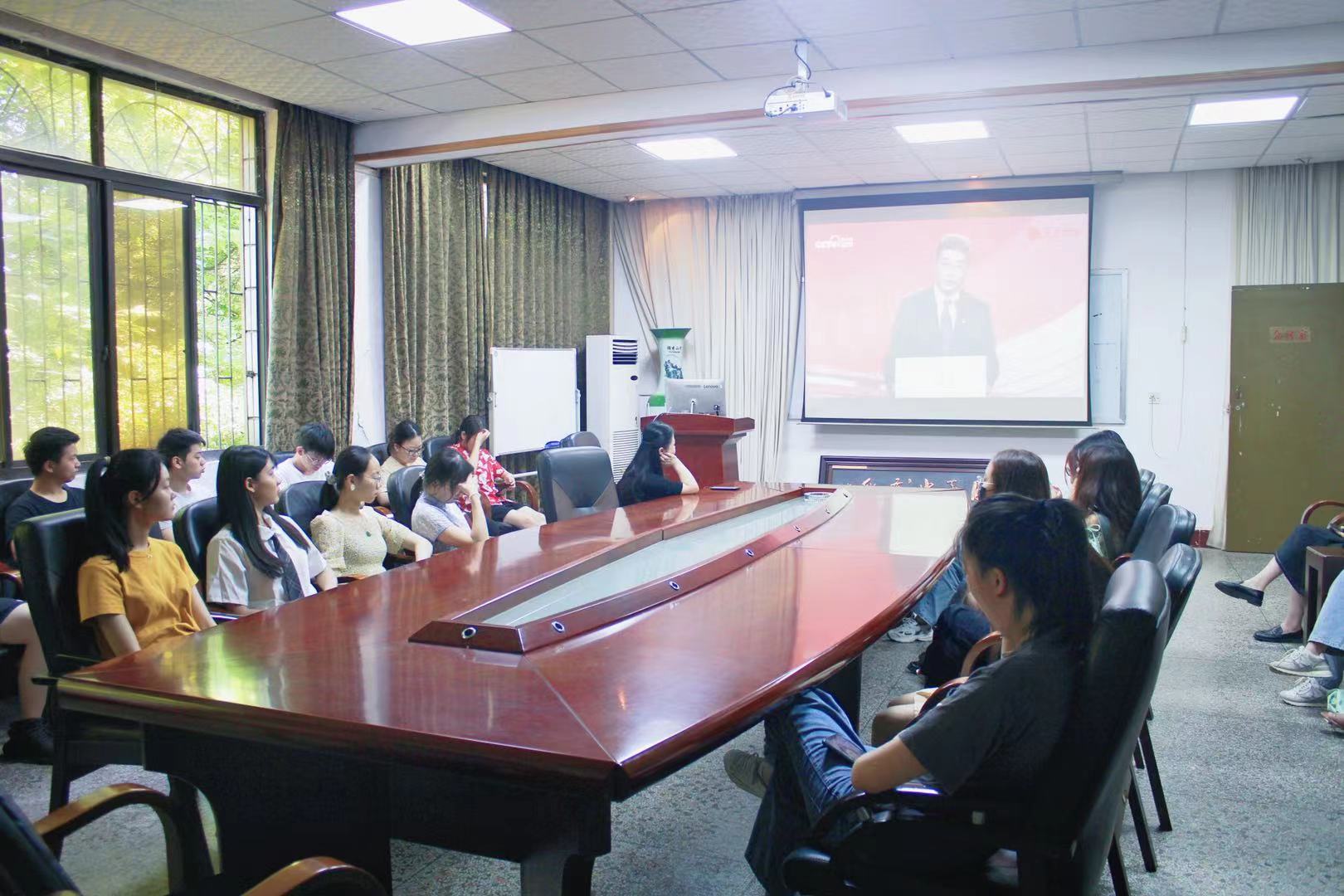 663cebb6b25b4c2da4e0486444528dd3.jpg 663cebb6b25b4c2da4e0486444528dd3.jpg