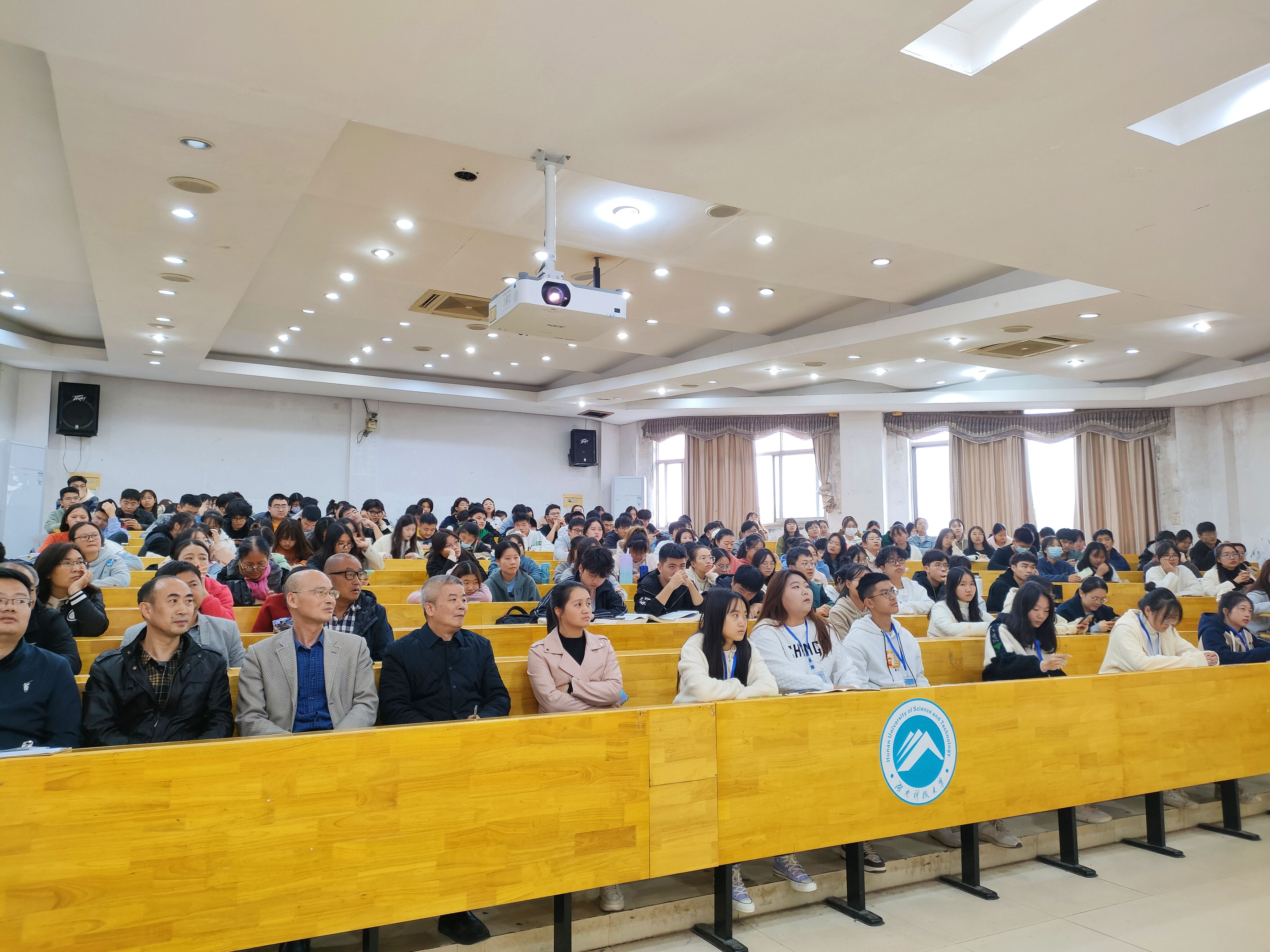 b5a97609ec7343a7b2f3e5662df3490f.jpg b5a97609ec7343a7b2f3e5662df3490f.jpg