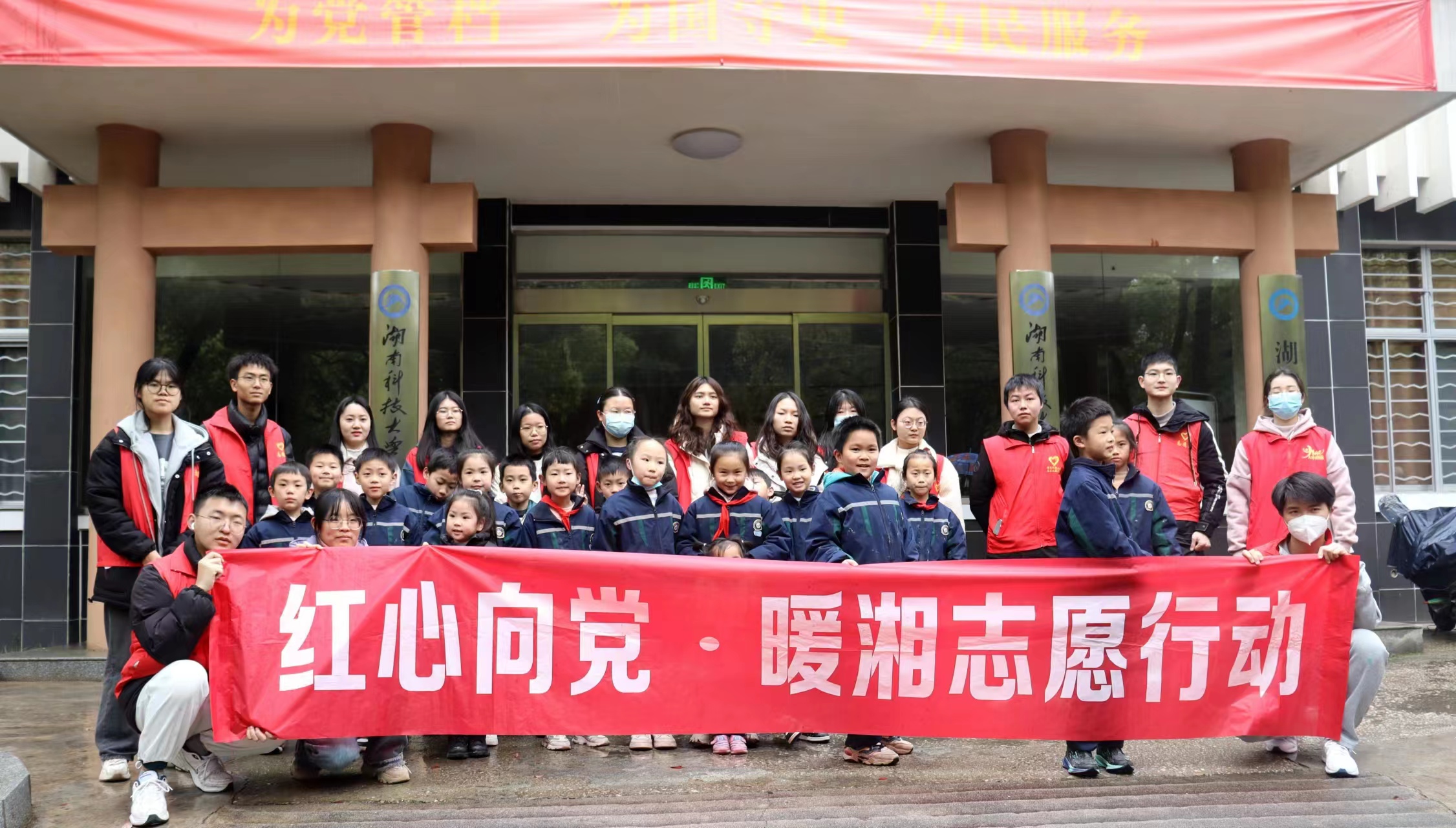 ce992cf477e94e99a84db2a545ae202a.jpg ce992cf477e94e99a84db2a545ae202a.jpg