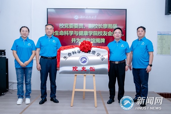 21fd496f57354071b28a74bdf45e3b22.jpg 21fd496f57354071b28a74bdf45e3b22.jpg