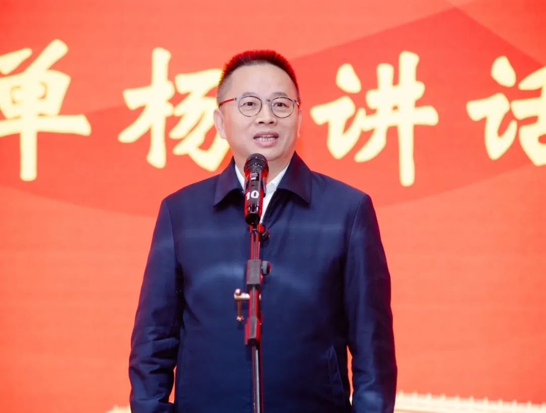 eaa5c56a77994bf195b80e4b3471918c.jpg eaa5c56a77994bf195b80e4b3471918c.jpg